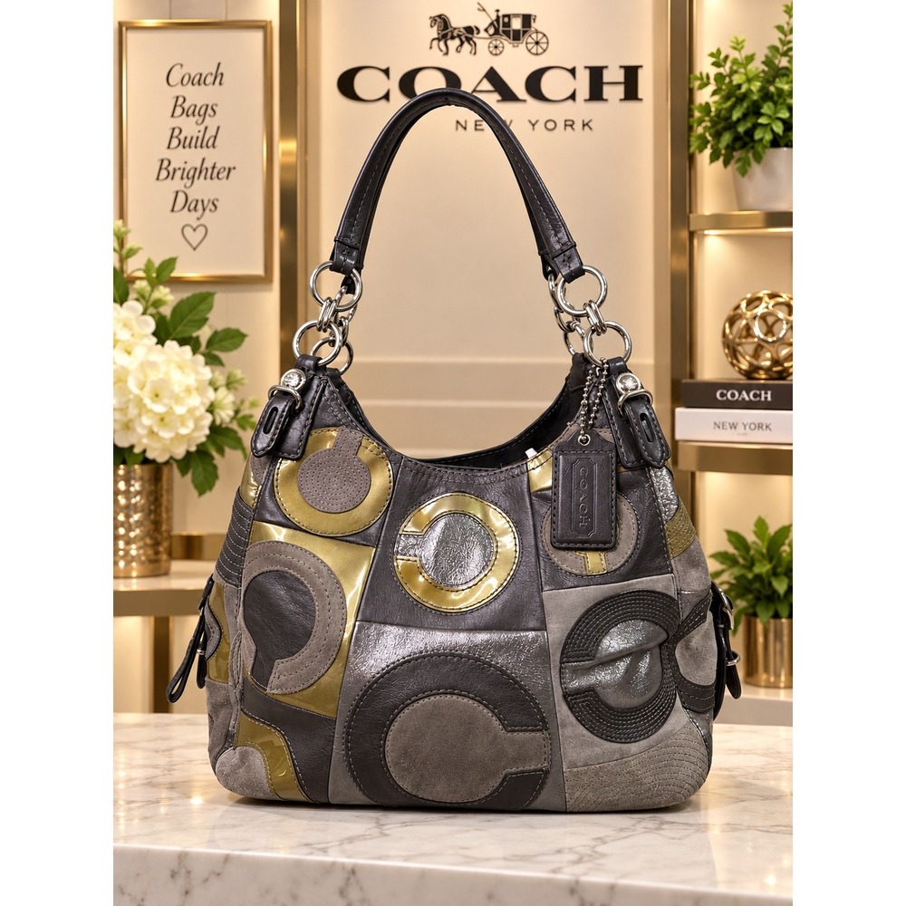 C221 Coach Madison Mia shoulder tote